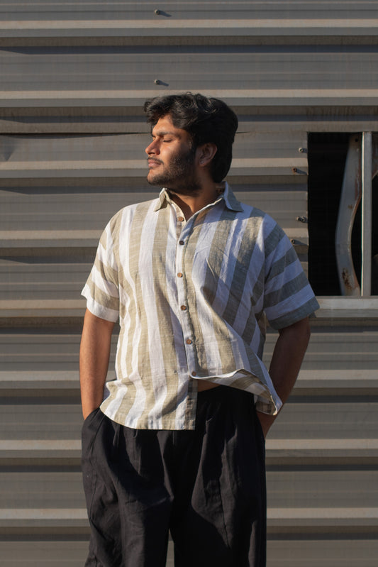Live-in Shirt: White/green stripes (Unisex)
