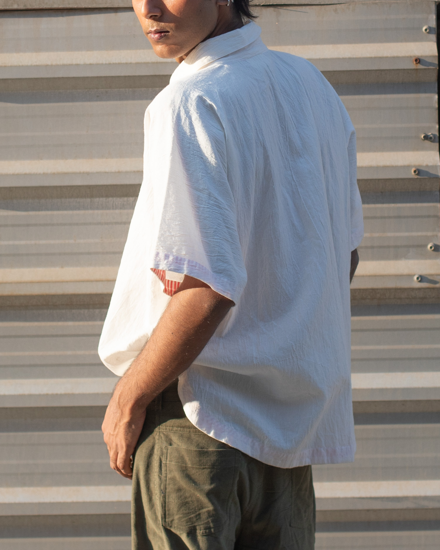 Live-in shirt: White/red (Unisex)